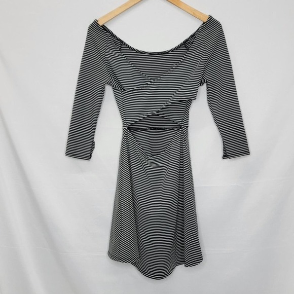 La Hearts Black and white pinstripe Fit & flare - Picture 7 of 12